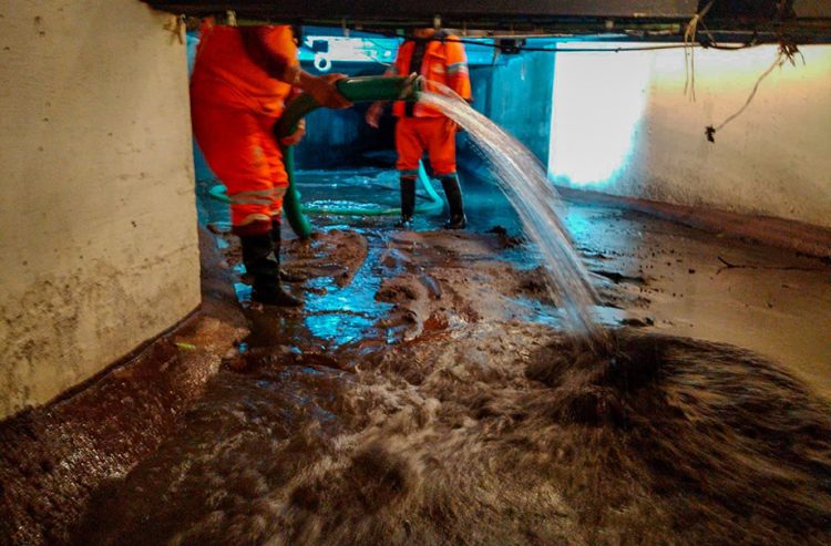 Gobierno de Pepe Chedraui efectuó labores de lavado en el Puente de Bubas