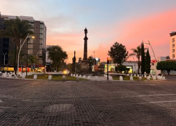Gobierno de Pepe Chedraui mantiene limpios el Zócalo y la Avenida Juárez tras el encuentro entre México e Inglaterra