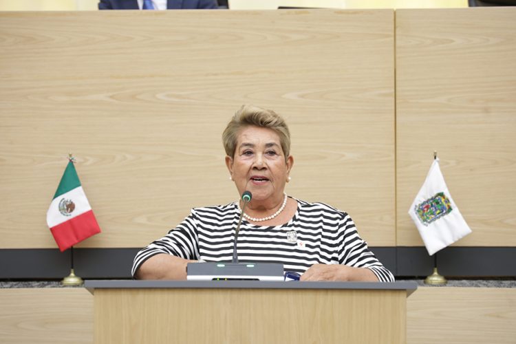 Propone diputada Modesta Delgado acciones para evitar robos y despojos a adultos mayores al cobrar su pensión