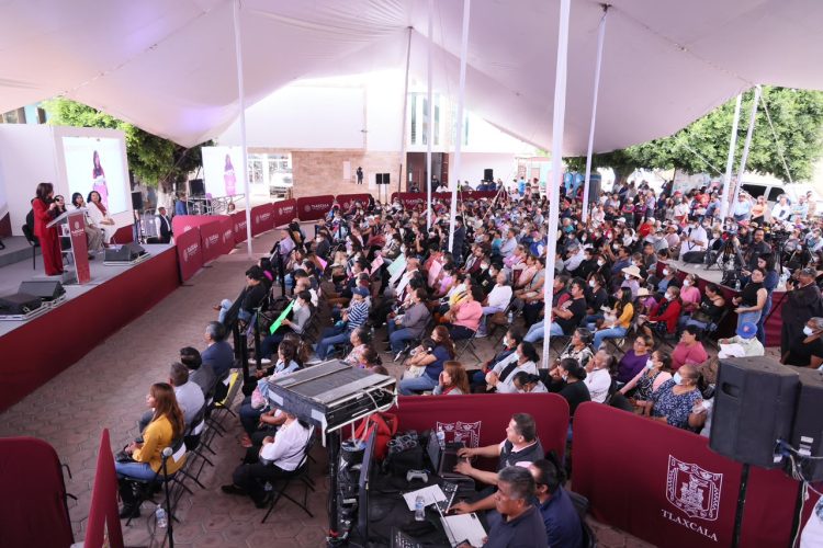 Gobernadora consolida nuevo modelo de rendición de cuentas con los “Encuentros Tlaxcaltecas”