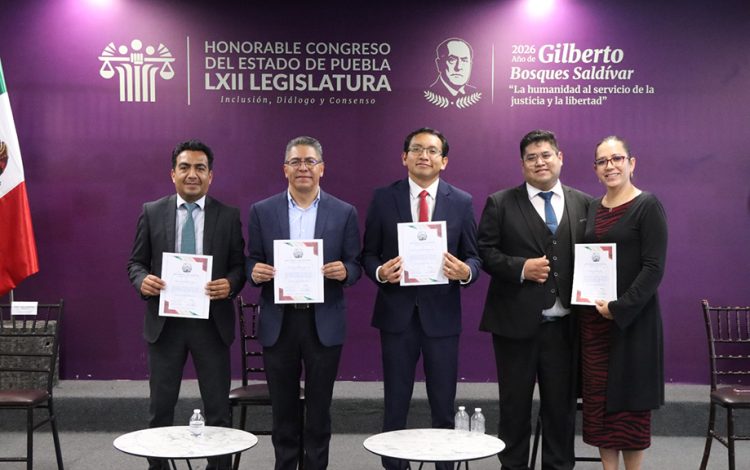 Participa diputado Marcos Castro en conferencia sobre los retos del derecho mexicano