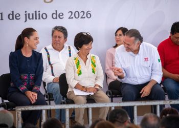 INFONAVIT entrega viviendas del Bienestar en Durango