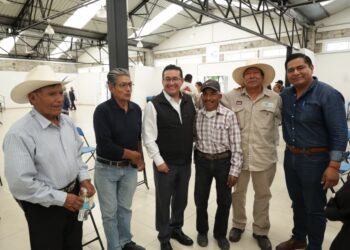 Fortalece diputado Pável Gaspar Ramírez el diálogo con empresarios, productores y liderazgos sociales de Santa Clara Ocoyucan