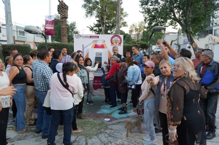 Con Puebla Brilla, Gobierno de Pepe Chedraui moderniza al 100 por ciento el alumbrado público en la colonia Reforma