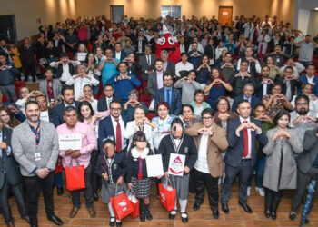 Universidad Anáhuac Puebla recibe por octavo año consecutivo reconocimiento por impulsar la donación altruista de sangre