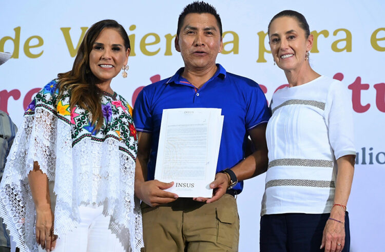 Desde Playa del Carmen, Claudia Sheinbaum anuncia plan integral para limpiar de sargazo las playas de Quintana Roo
