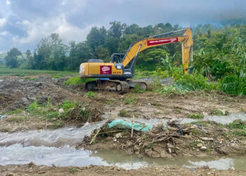 Construye Gobierno del Estado canal pluvial para prevenir inundaciones en Huauchinango