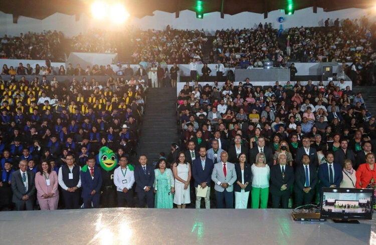 Egresan 2 mil 223 profesionales técnicos bachiller de Conalep Puebla