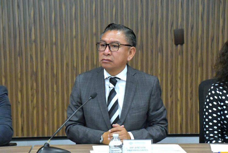 Impulsa José Luis Figueroa inclusión a través del arte