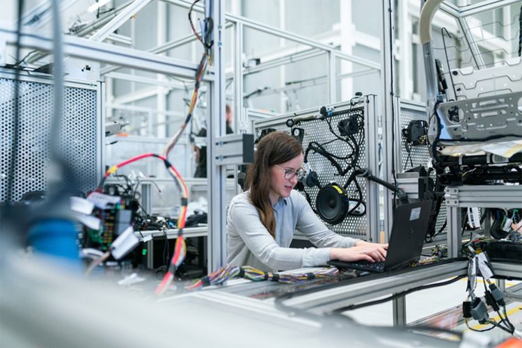 Académico IBERO Puebla invita a reconocer las ingenierías como profesión clave para la transformación