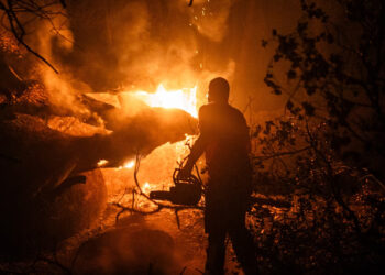 España sufre la peor catástrofe de incendios en muchos años y ni cerca su control