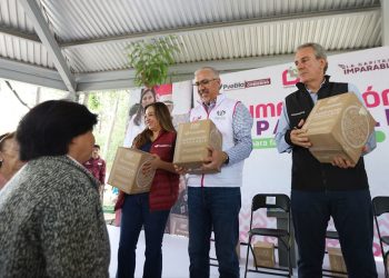 Pepe Chedraui y MariElise Budib fortalecen la nutrición con entrega masiva del programa “Alimentación Imparable”