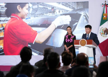 Presidenta Sheinbaum anuncia inversión de 649 mdd de Kia para nuevo vehículo eléctrico