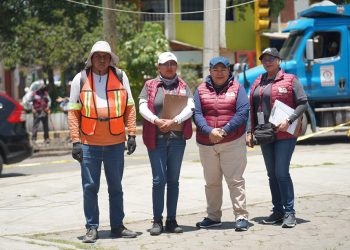Siguen trabajos de limpieza de calles y bacheo en San Pedro Cholula