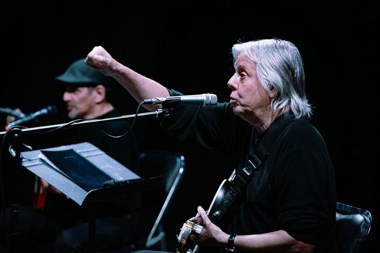 El cantante cubano «Virulo» presentará en la Sala Forum”: marketing mexicano