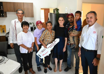 Claudia Sheinbaum entrega viviendas en Reynosa y Matamoros