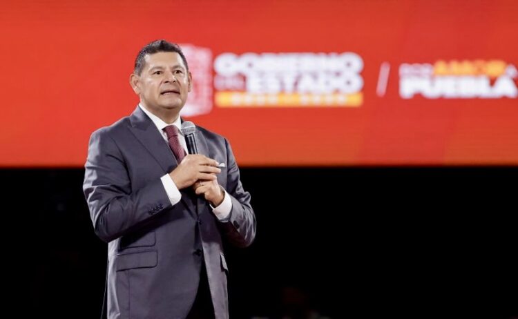 El futuro de Puebla se construye con resultados y de la mano del pueblo: Armenta Mier
