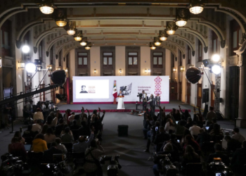Continúa estrategia legal por fallecimiento de mexicanos bajo custodia del ICE: presidenta Sheinbaum