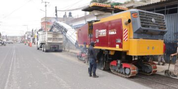 Inicia Gobierno del Estado rehabilitación del Bulevar Clavijero del Programa de Pavimentación 2026