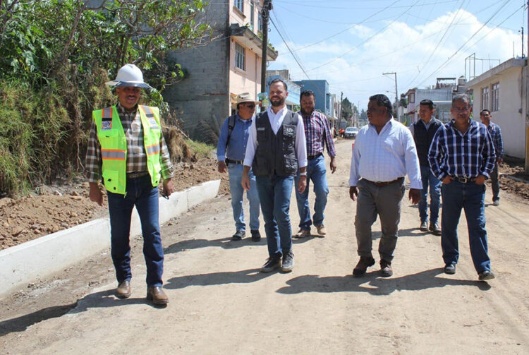 Avanza Gobierno de Pepe Chedraui con trabajos de rehabilitación vial en San Sebastián de Aparicio