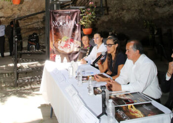 Gobierno de Pepe Chedraui presenta el Festival del Chile en Nogada en La Libertad
