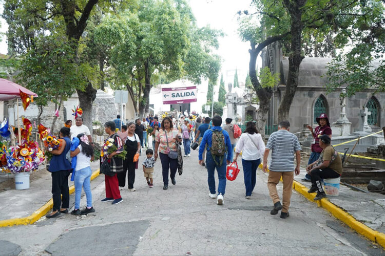 Garantiza Gobierno de Pepe Chedraui mantenimiento en el Panteón Municipal