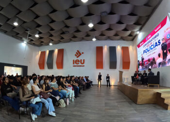 Gobierno de Pepe Chedraui fortalece la prevención y la cultura de paz a través de dialogo con universitarios