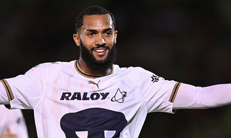 Pumas golea a FC Juárez con un triplete de Juninho